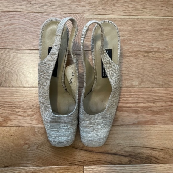 Vintage block heel sling back shoes - Picture 3 of 6